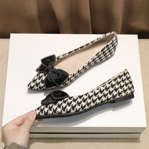 2025 Summer New Fashion Sweet Pointed Toe Shallow Mouth Women's Shoes Comfortable Casual Commuter Career Work Shoes - Image 3