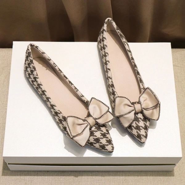 2025 Summer New Fashion Sweet Pointed Toe Shallow Mouth Women's Shoes Comfortable Casual Commuter Career Work Shoes - Image 2