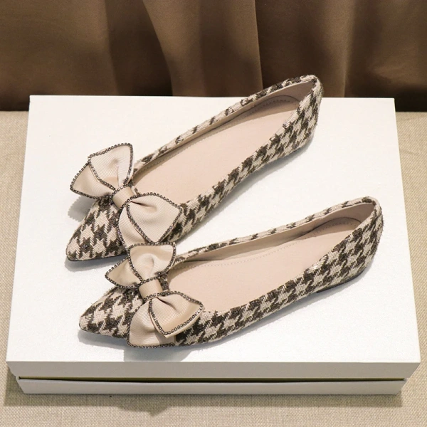 2025 Summer New Fashion Sweet Pointed Toe Shallow Mouth Women's Shoes Comfortable Casual Commuter Career Work Shoes - Image 4