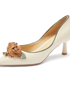 2025 Spring/Summer New Retro Style Fashion Elegant Camellia Flower High Heels Pointed Shallow Mouth Stiletto Women's Shoes