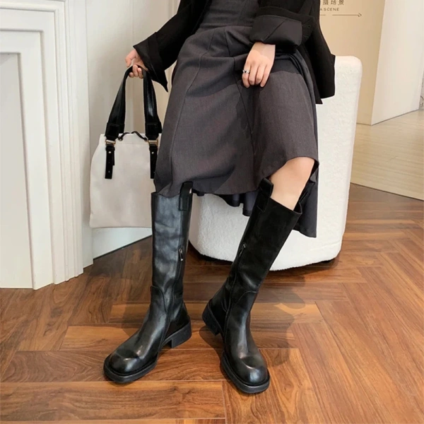 2025 Winter New Fashion Retro Commute Thick Heel Long Canister Long Boots Round Head Leather High Barrel Chelsea Long Boots - Image 4