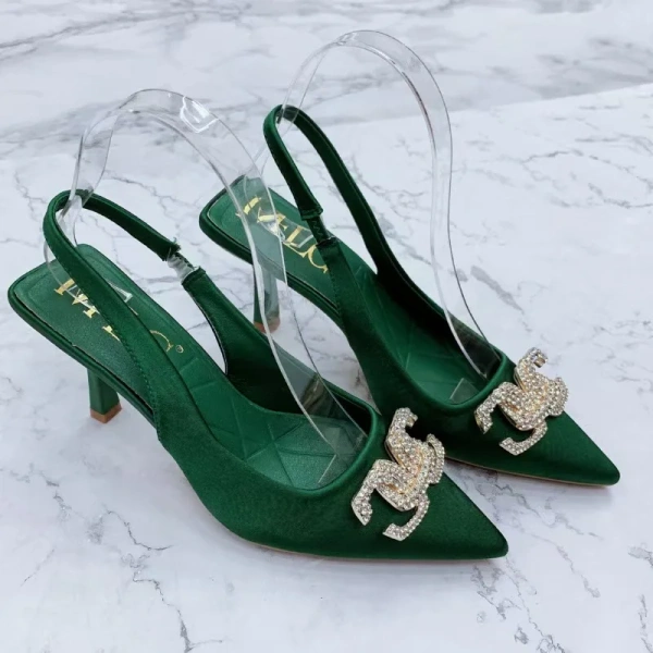 French Fashion Baotou Low-heeled Sandals Summer Commuting Joker Pointed Stiletto Shoes Leisure Work Outdoor Shopping. - Image 5