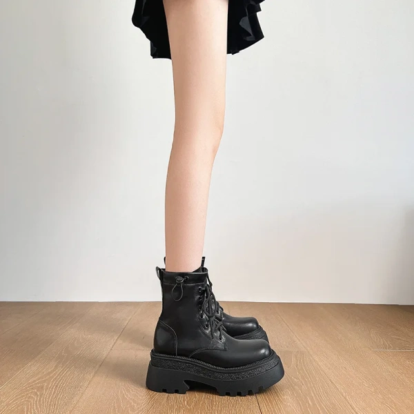 2025 Autumn Winter New Fashionable Retro Round Toe Lace up High-heeled Short Boot Waterproof Platform Thick Heel Short Tube Boot - Image 2