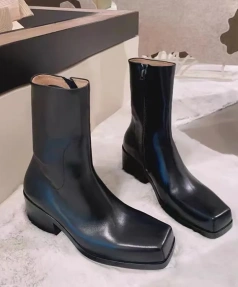2025 Fall and Winter New Fashion Unique square Head Thick Heel Side Zipper Chelsea Boot Genuine Leather Thick Bottom Short Boot