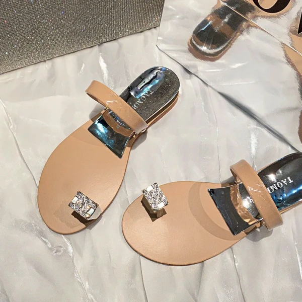 Pigeon Egg Rhinestone Wedge Toe Flat Sandals for Women Anti-Slip Barefoot Wear for Summer Hard-Wearing Design - Image 4