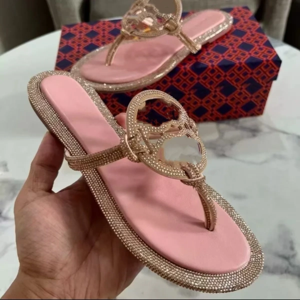 Designer Luxury Trendy Beach Slides for Women High Quality PU Rhinestone Casual Shoes with PVC/PU Insole