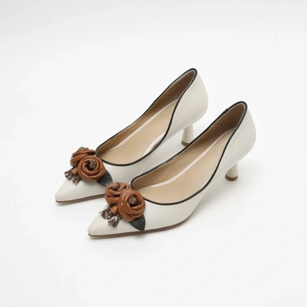 2025 Spring/Summer New Retro Style Fashion Elegant Camellia Flower High Heels Pointed Shallow Mouth Stiletto Women's Shoes - Image 3