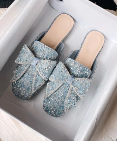 2025 Fashionable, Sweet and Elegant Bow Baotou Half Slippers, Sexy and Luxurious Pearl Water Diamond Flat Beach Sandals