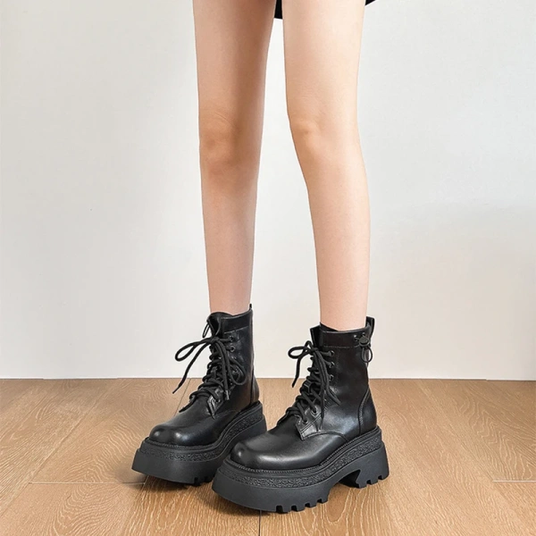 2025 Autumn Winter New Fashionable Retro Round Toe Lace up High-heeled Short Boot Waterproof Platform Thick Heel Short Tube Boot - Image 3