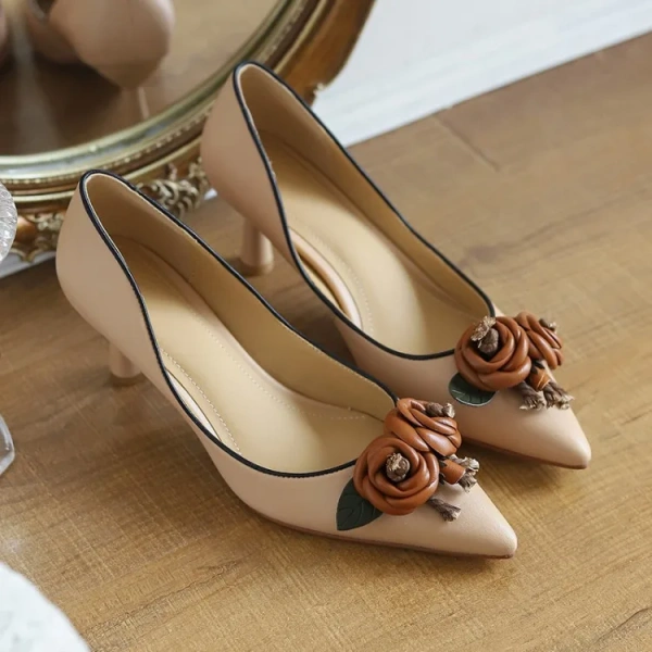 2025 Spring/Summer New Retro Style Fashion Elegant Camellia Flower High Heels Pointed Shallow Mouth Stiletto Women's Shoes - Image 6