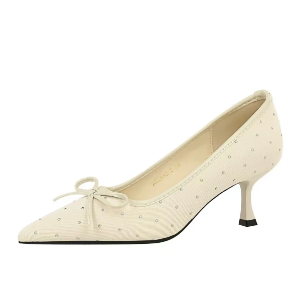2025 Spring/Summer New Retro Style Fashion Elegant Camellia Flower High Heels Pointed Shallow Mouth Stiletto Women's Shoes - Image 5