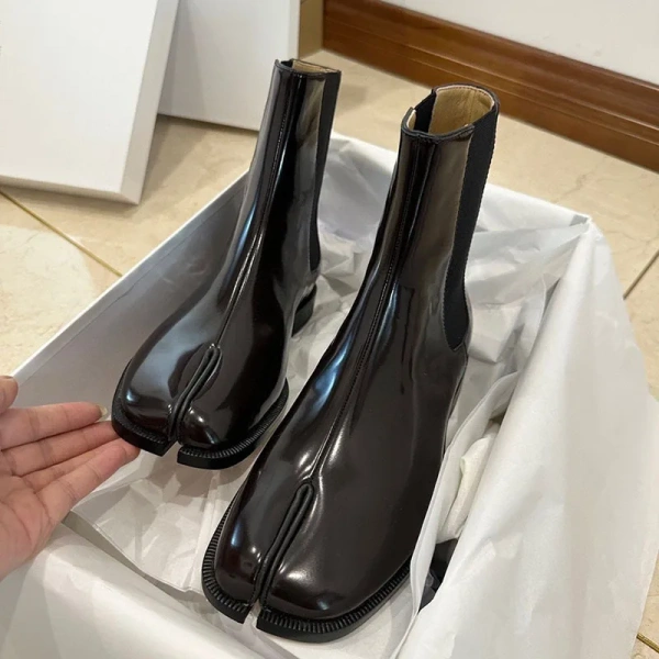 2025 Black Chunky Genuine Leather Chelsea Short Boot Comfortable Retro Fashion Simplicity Height Increasing Soft Split Toe - Image 4