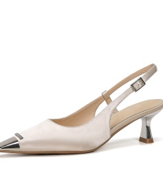 French Women's New Joker-proof Shoes in Summer with square Toe and Sandals in the Air.