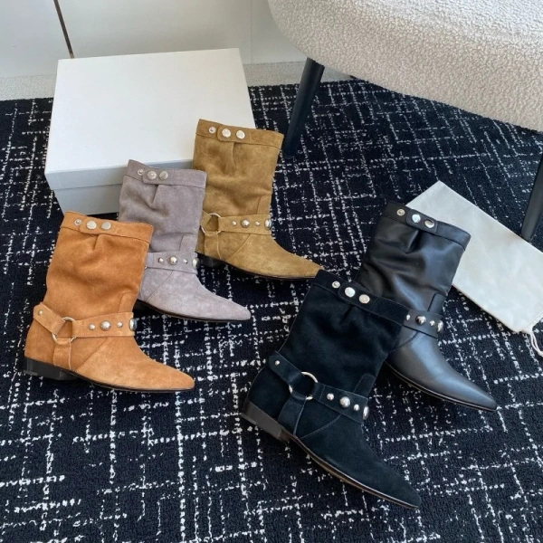 2024New Retro Rivet Wide Tube Western Cowboy Boots Pointed, Slim and Short Boots Short Tube Stacking Boots for Women Flat Bottom