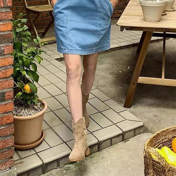 2025 Fashionable Retro Leather Wear-resistant Short Boot, Simple and Personalized Casual Round Toe Wide Tube Denim Boot - Image 5