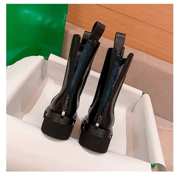2025 Winter Plush Warm Fashion Simple Leisure Comfortable Breathable Lightweight Fashion Leather Short Boots - Image 3