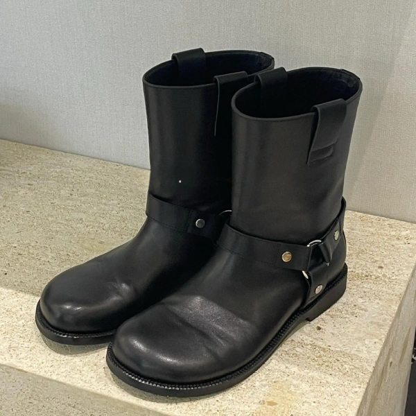 2025 New Fashionable Retro Metal Buckle Flat Bottom Short Boot Soft, Comfortable, Simple, Wide Tube Women's Short Boot - Image 3